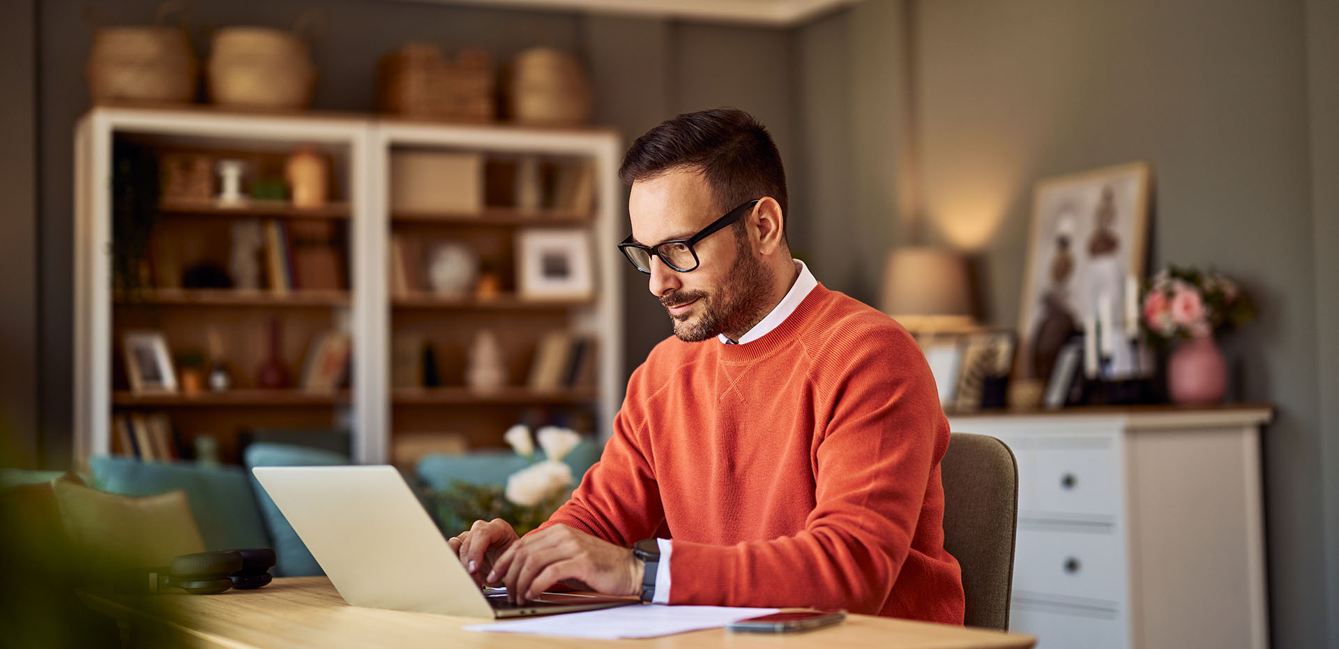 Image showing a man working on his laptop