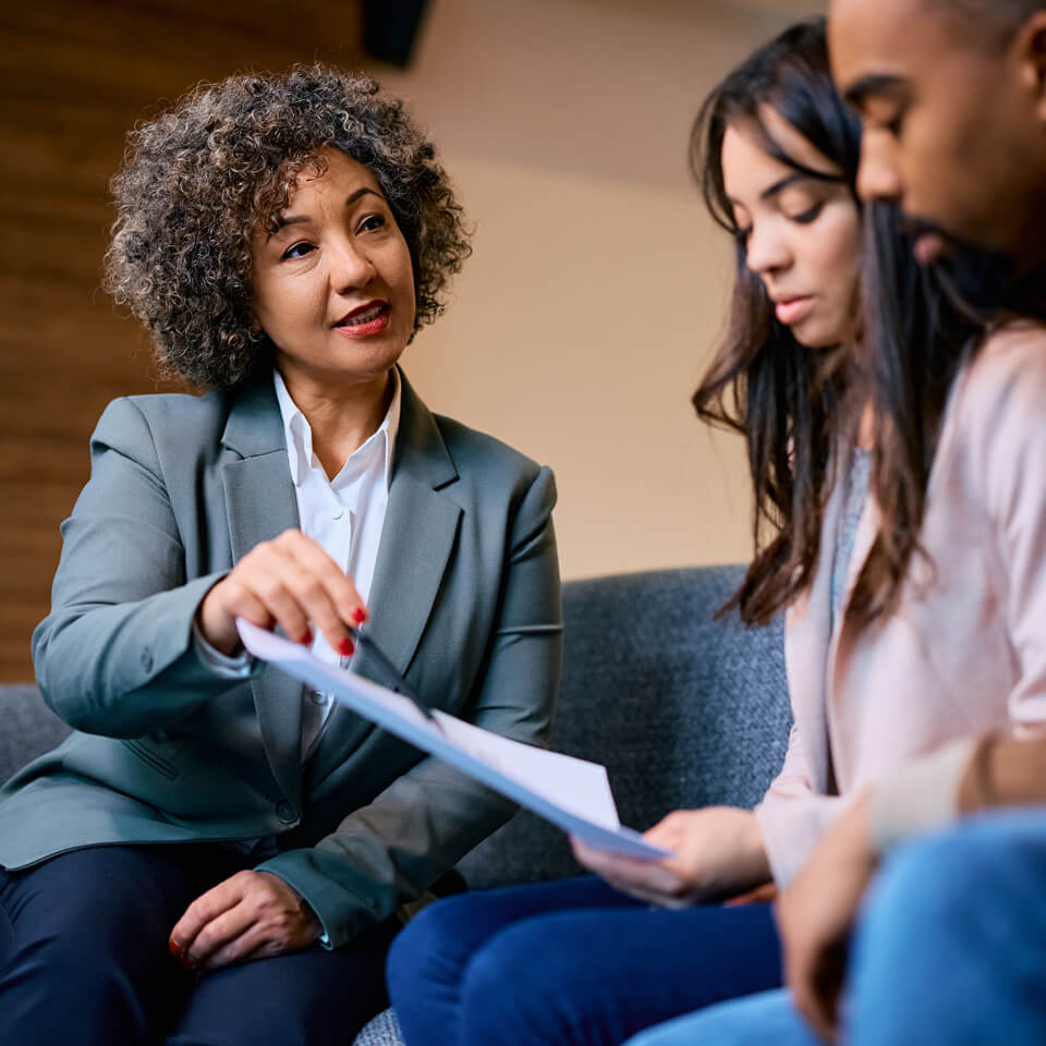 Image showing a family receiving financial advice