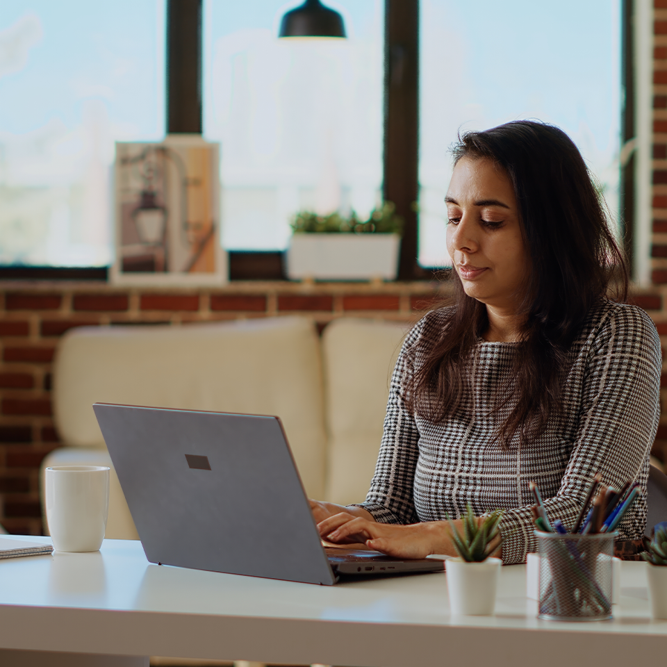 Image showing a lady at her laptop